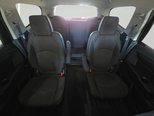 Used 2017 Chevrolet Traverse LT w/ Style and Technology Package AWD/4WD image 25