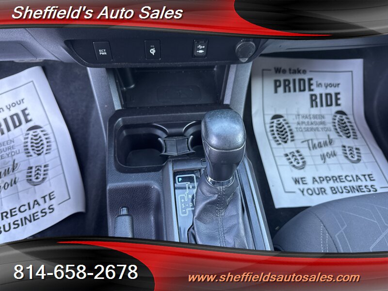 Used 2016 Toyota Tacoma TRD Off-Road w/ Towing Package AWD/4WD image 33