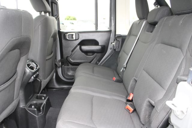 Used 2022 Jeep Wrangler Unlimited Sport AWD/4WD image 34