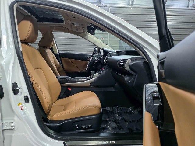 Used 2018 Lexus IS 300 w/ Comfort Package image 14