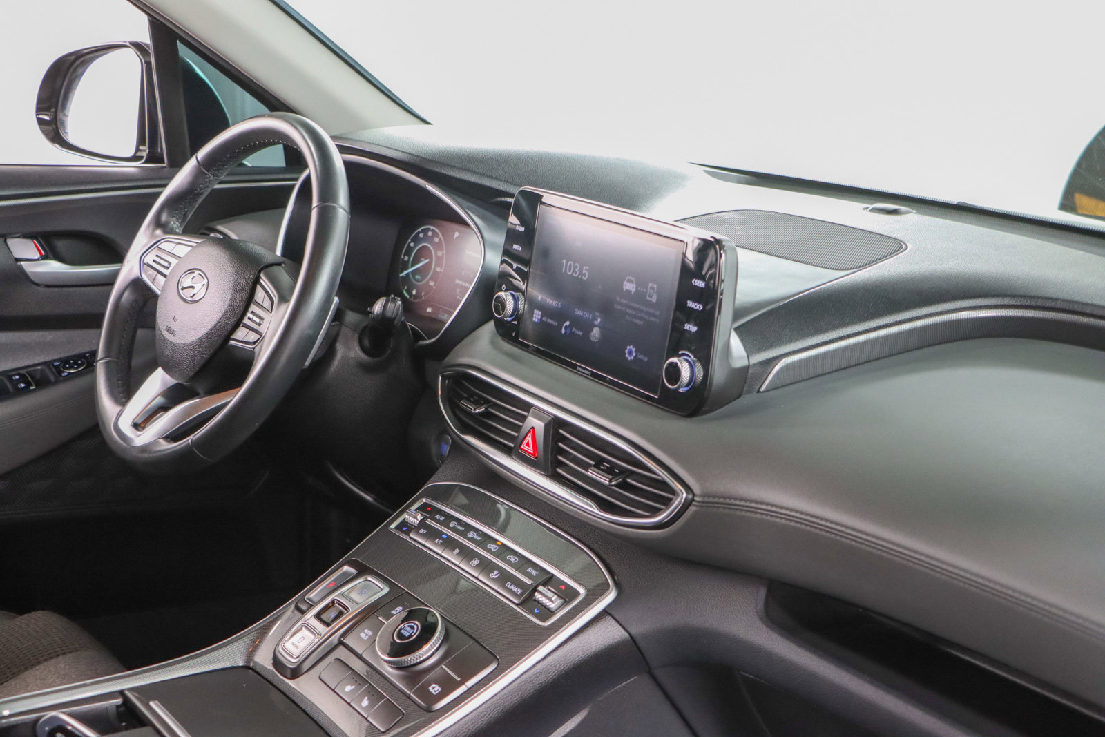 Used 2021 Hyundai Santa Fe SEL w/ Convenience Package FWD image 24