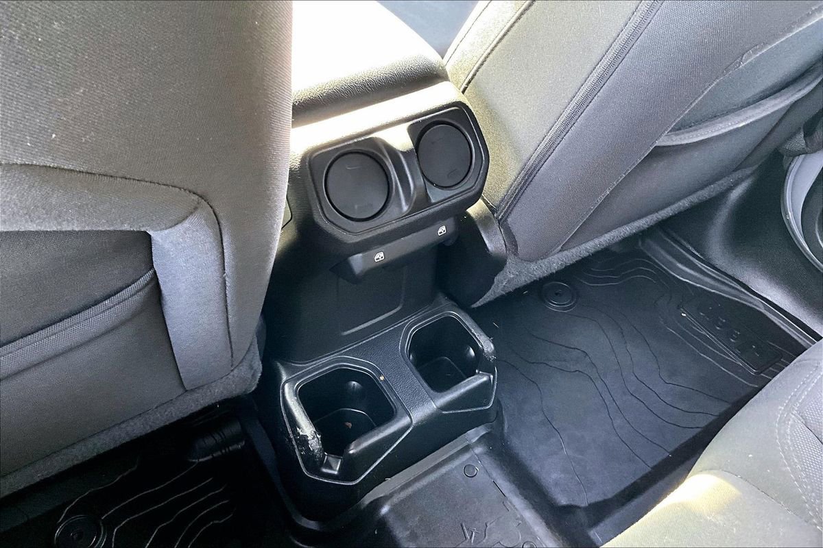 Used 2020 Jeep Wrangler Unlimited Sport image 10