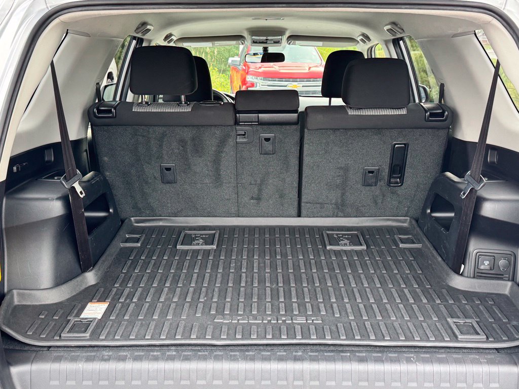 Used 2019 Toyota 4Runner SR5 RWD image 33