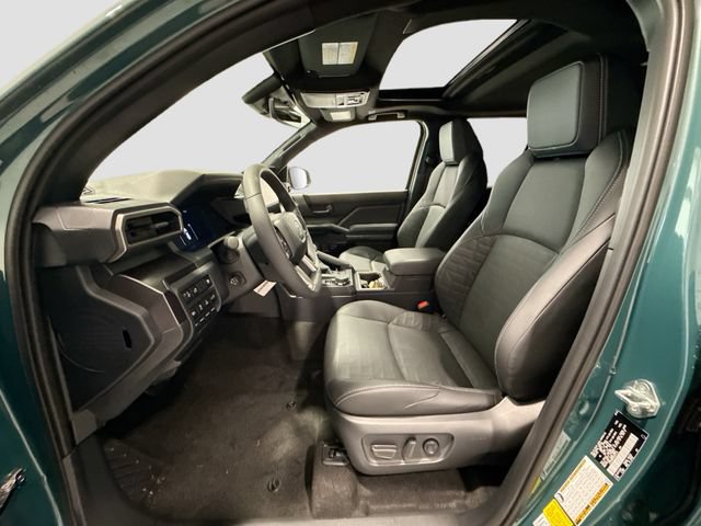 New 2025 Toyota 4Runner TRD Off-Road Premium AWD/4WD image 18