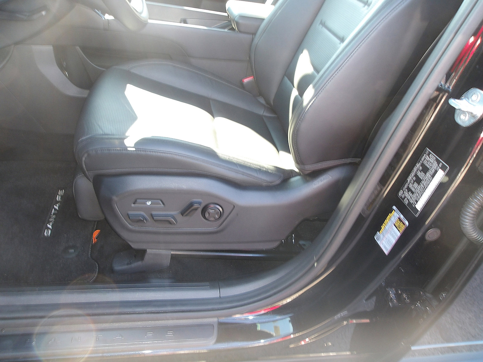 Used 2025 Hyundai Santa Fe Calligraphy image 15