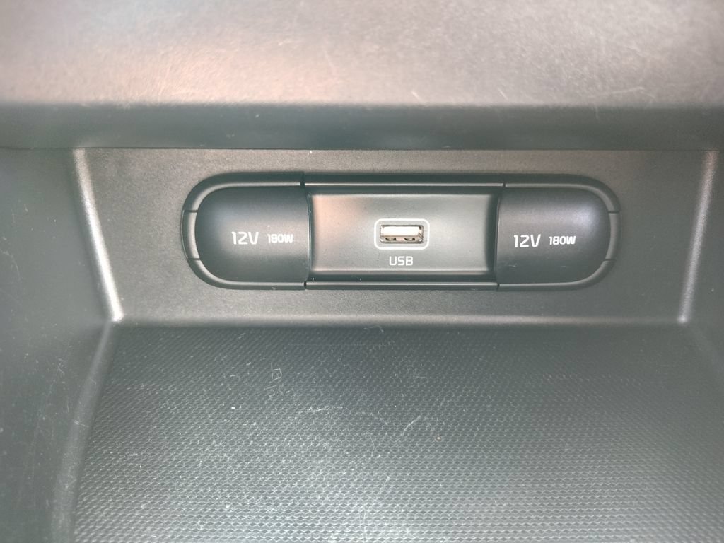 Used 2021 Kia Seltos S AWD/4WD image 28