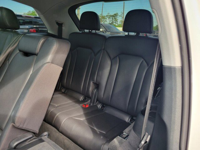 Used 2018 Audi Q7 3.0T Premium Plus w/ Premium Plus Package AWD/4WD image 31