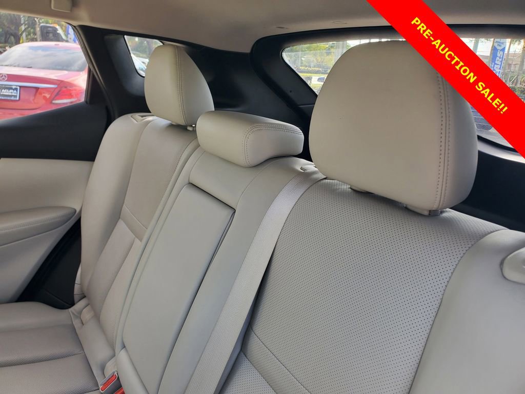 Used 2019 Nissan Rogue Sport SL w/ Premium Package image 12