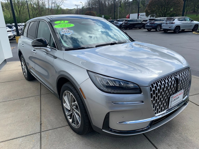 Used 2023 Lincoln Corsair AWD w/ Equipment Group 101A image 9