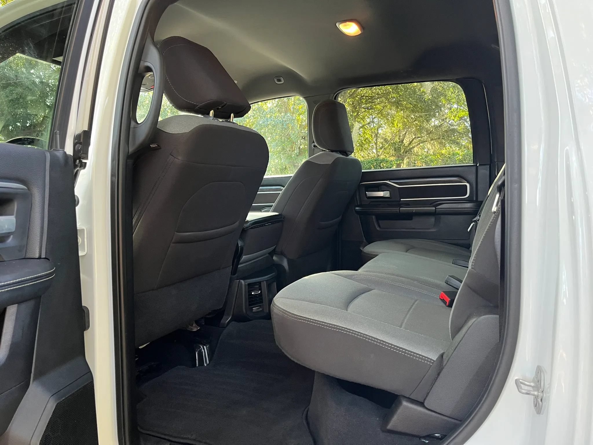 Used 2024 RAM 2500 Big Horn AWD/4WD image 13