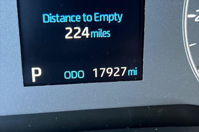 Certified 2025 Toyota Corolla Cross AWD Hybrid image 28