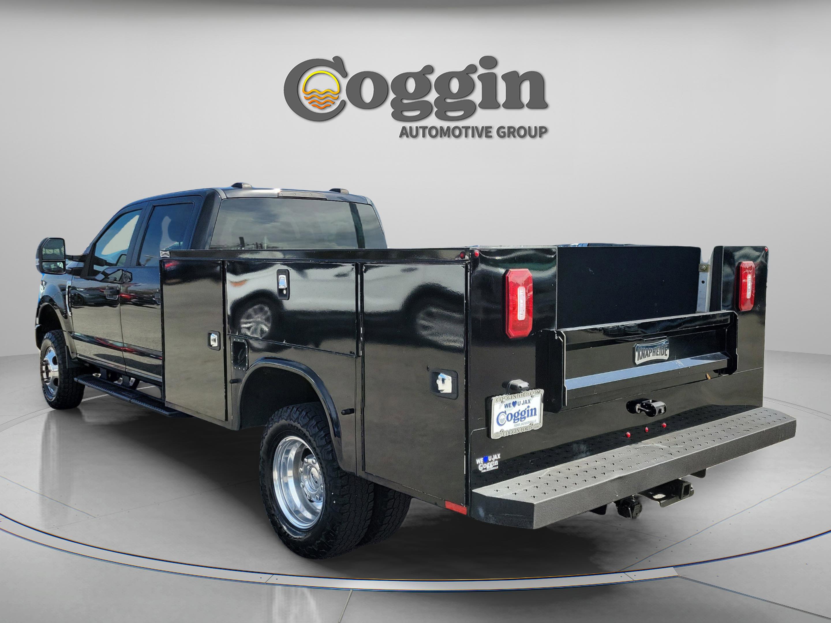 Certified 2022 Ford F350 XL w/ Power Equipment Group image 3