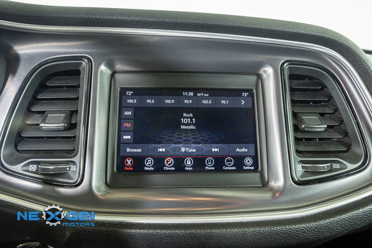 Used 2019 Dodge Challenger GT image 15