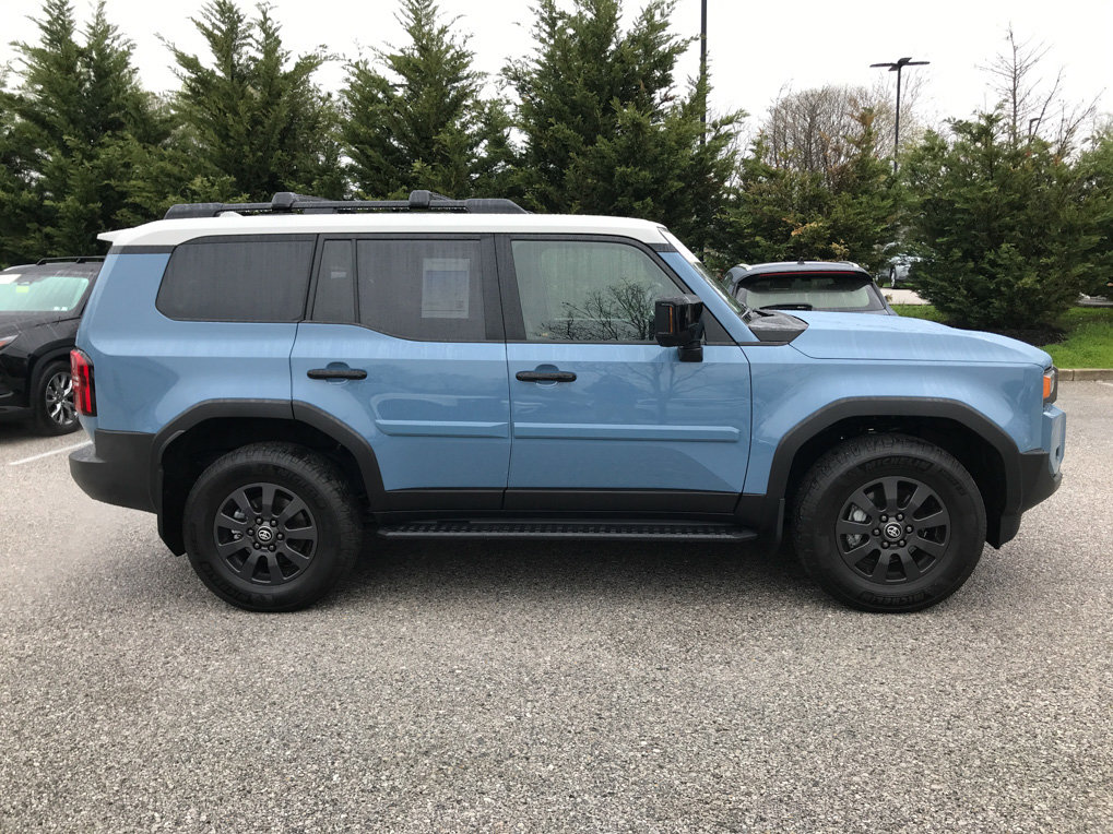Certified 2026 Toyota Land Cruiser w/ Premium Package AWD/4WD image 9