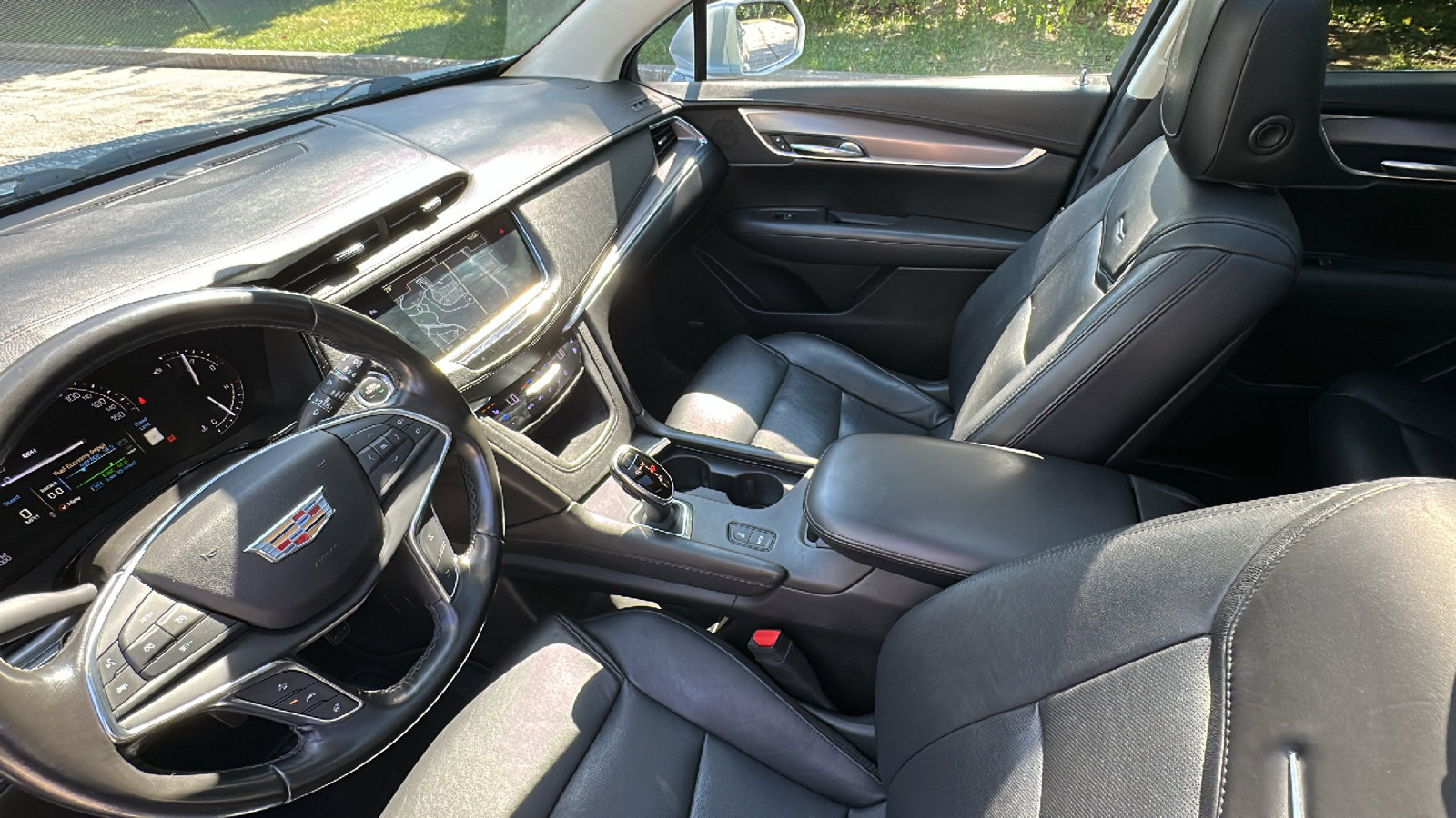 Used 2018 Cadillac XT5 Premium Luxury image 23