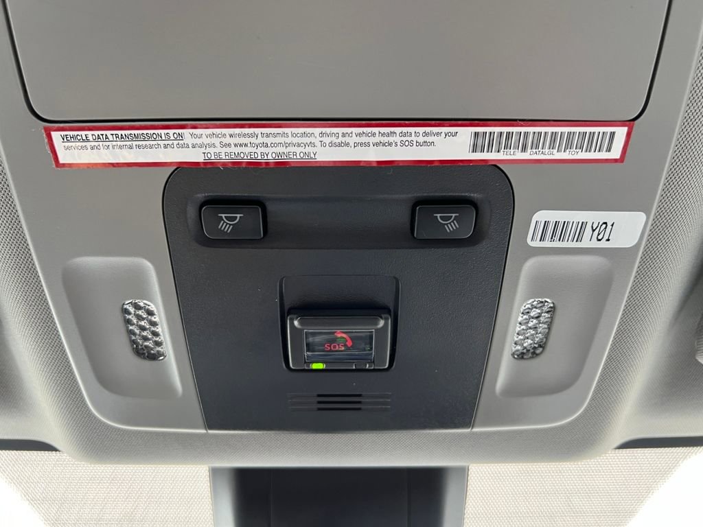 Used 2020 Toyota Camry LE image 30