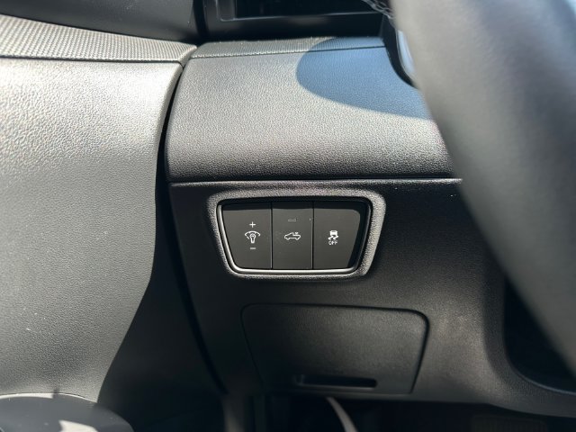 Used 2024 Hyundai Santa Cruz SEL FWD image 23