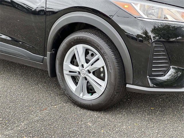 New 2025 Nissan Kicks Play S w/ Interior Electronics Package image 7