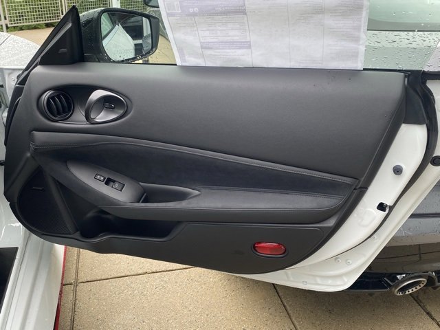 New 2024 Nissan Z NISMO w/ Floor Mat Package image 32