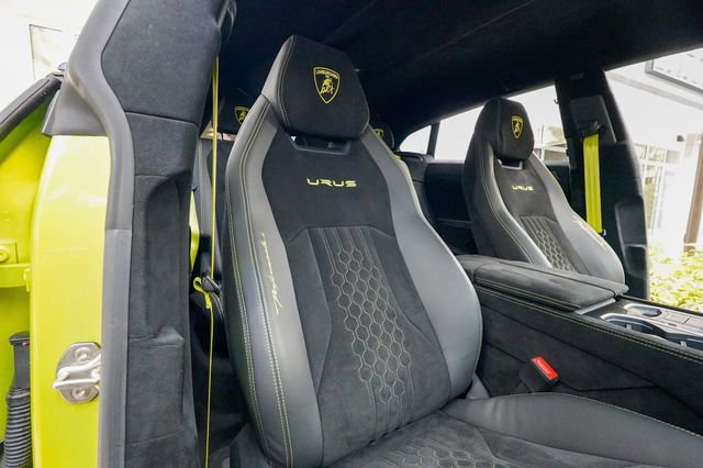 Used 2023 Lamborghini Urus Performante image 90