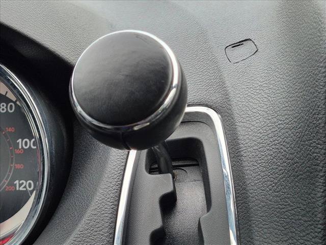 Used 2019 Dodge Grand Caravan SXT FWD image 12
