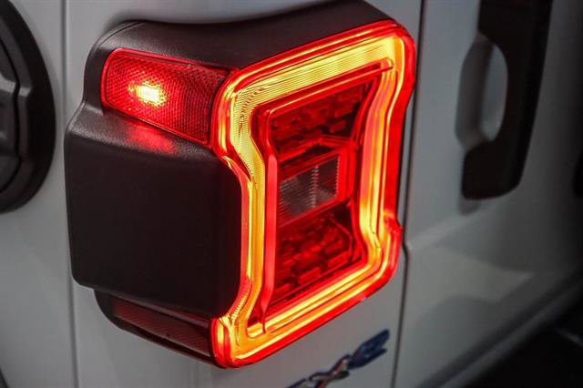 New 2024 Jeep Wrangler Unlimited Sahara image 9