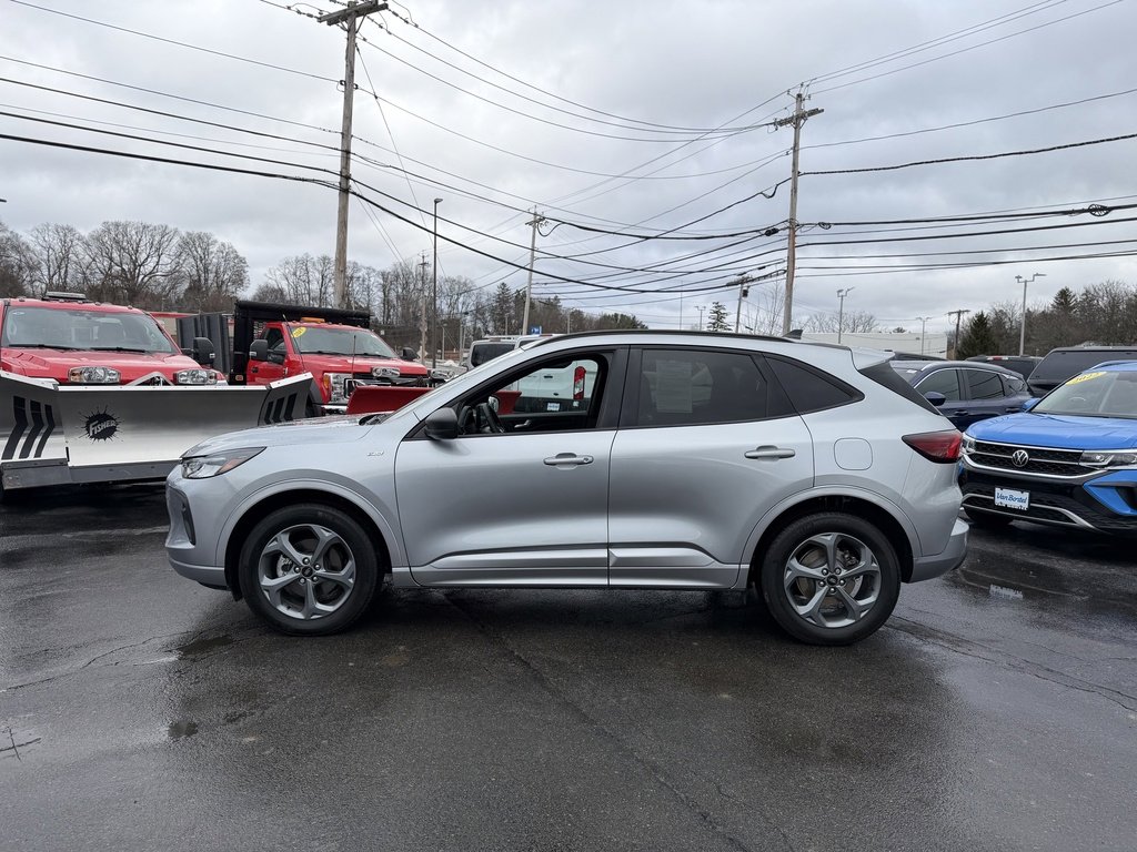 Certified 2023 Ford Escape ST-Line w/ Tech Pack #1 image 3