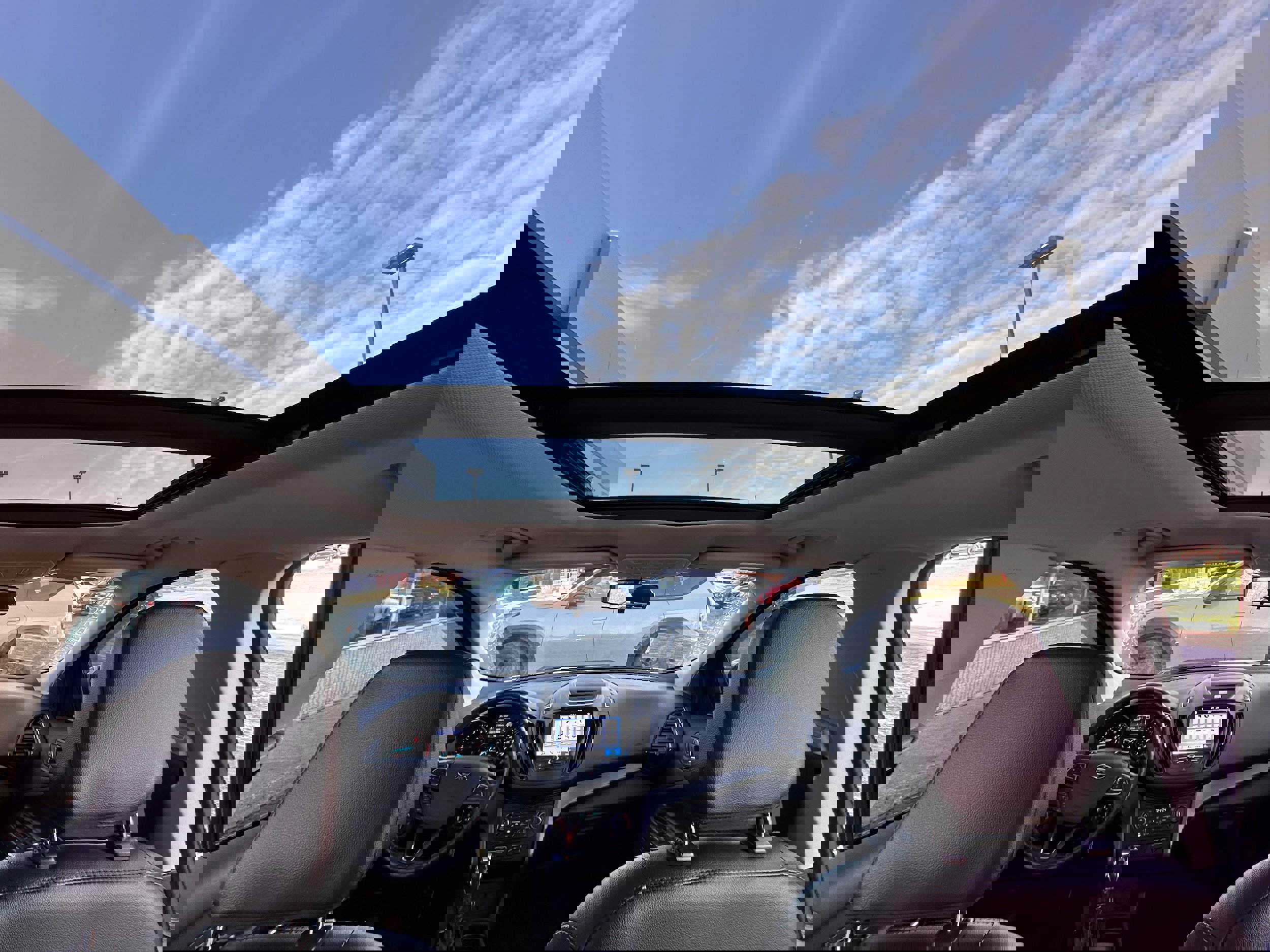 Used 2018 Ford Escape SEL image 11