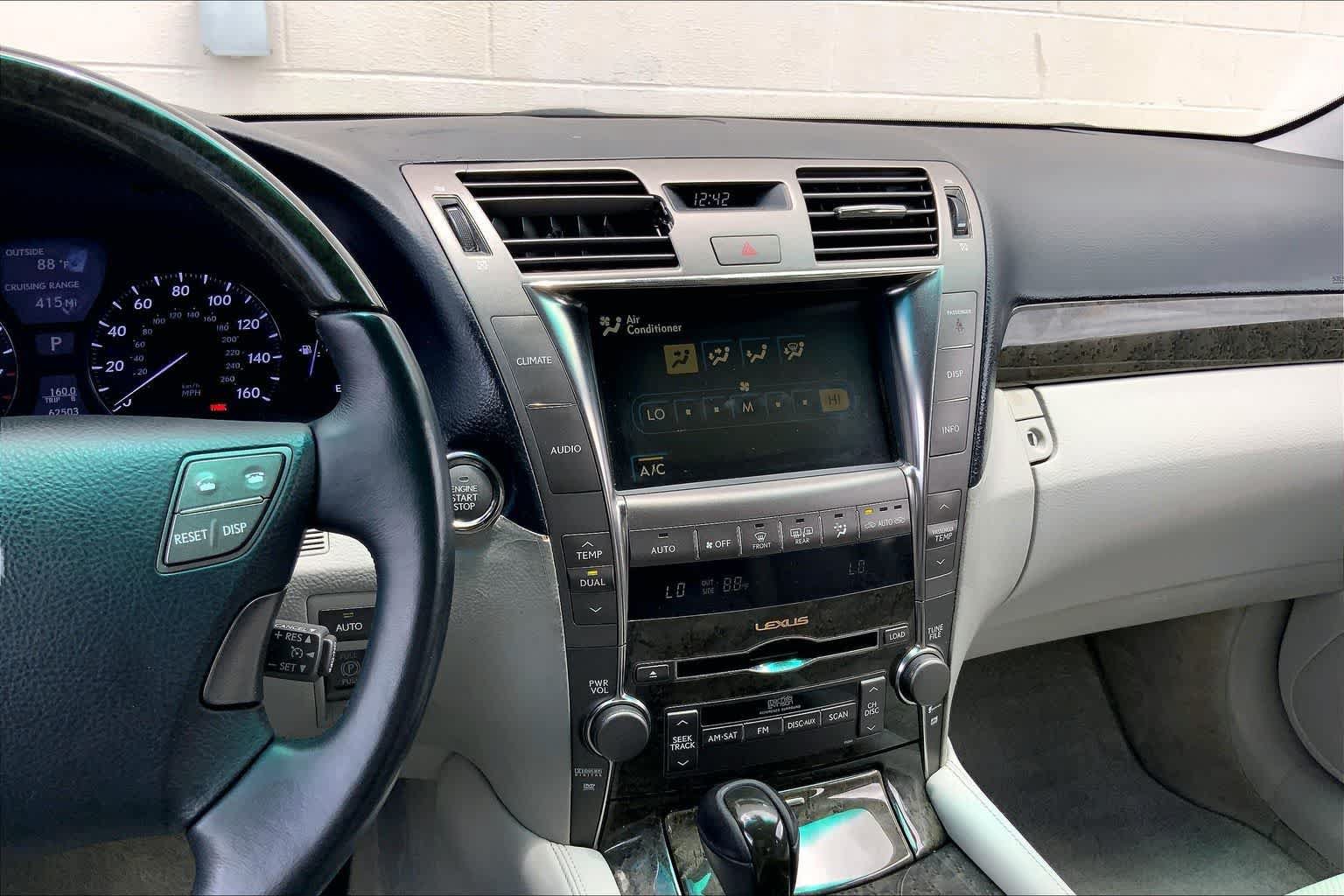 Used 2007 Lexus LS 460 RWD image 15