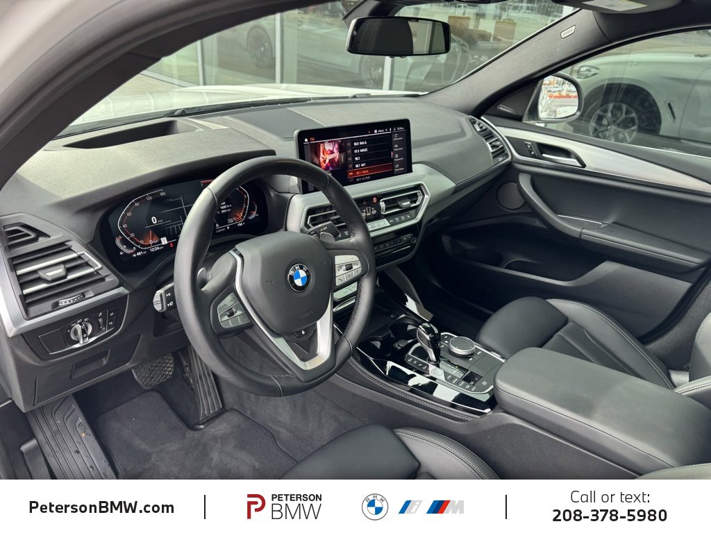 Used 2023 BMW X4 xDrive30i w/ Premium Package image 16