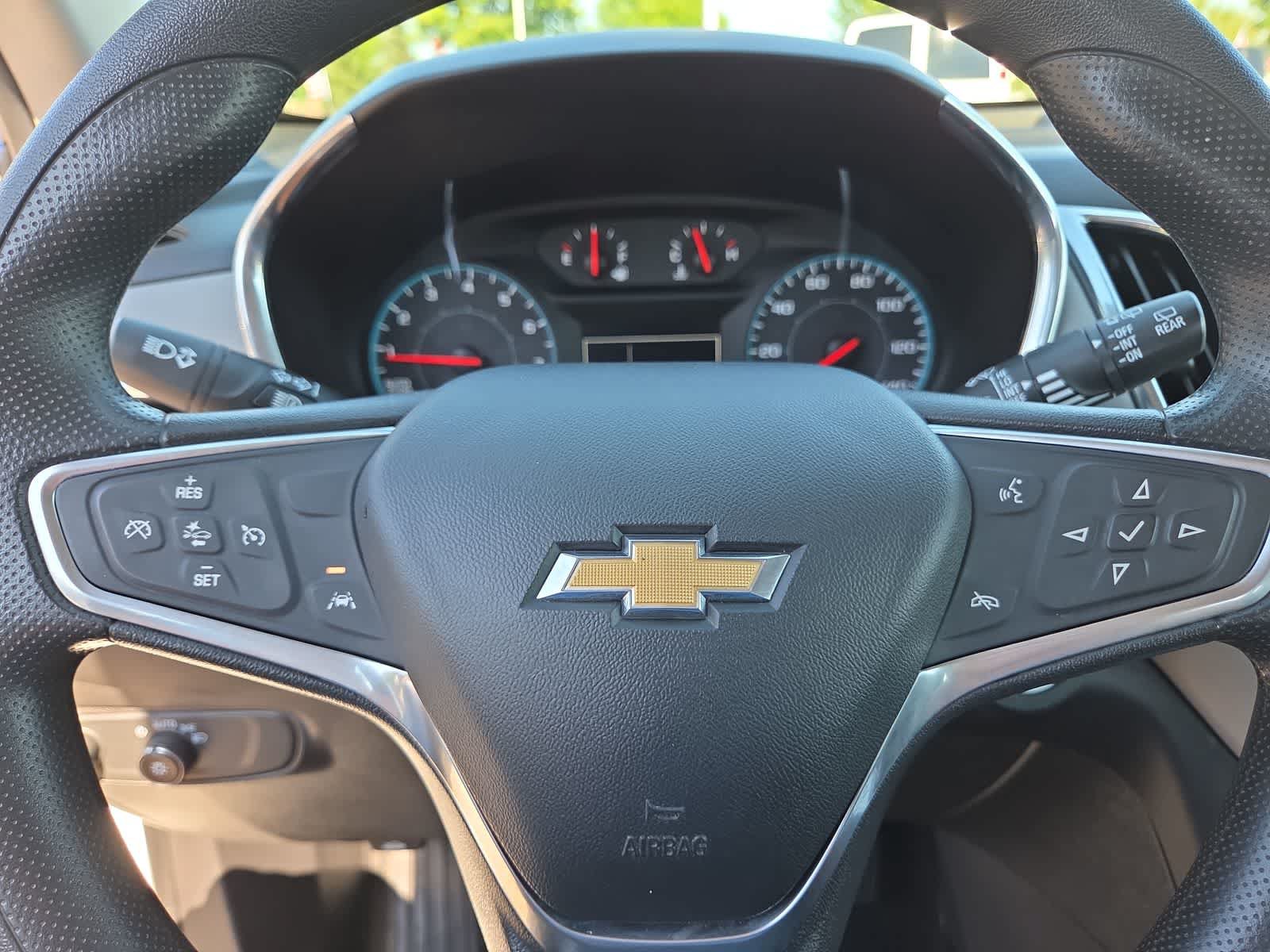 Used 2020 Chevrolet Equinox LS FWD image 23