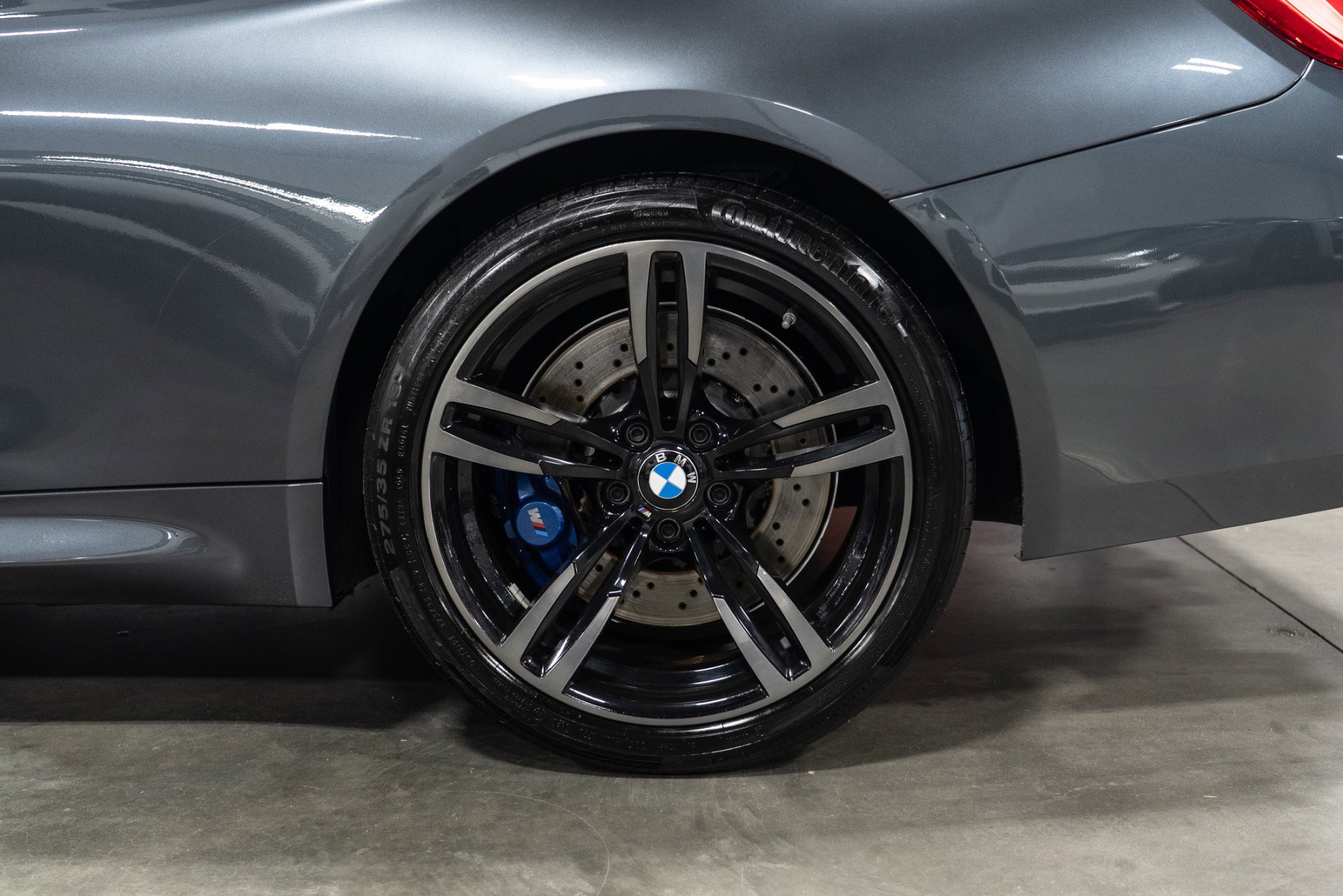 Used 2018 BMW M4 Convertible w/ Executive Package image 4