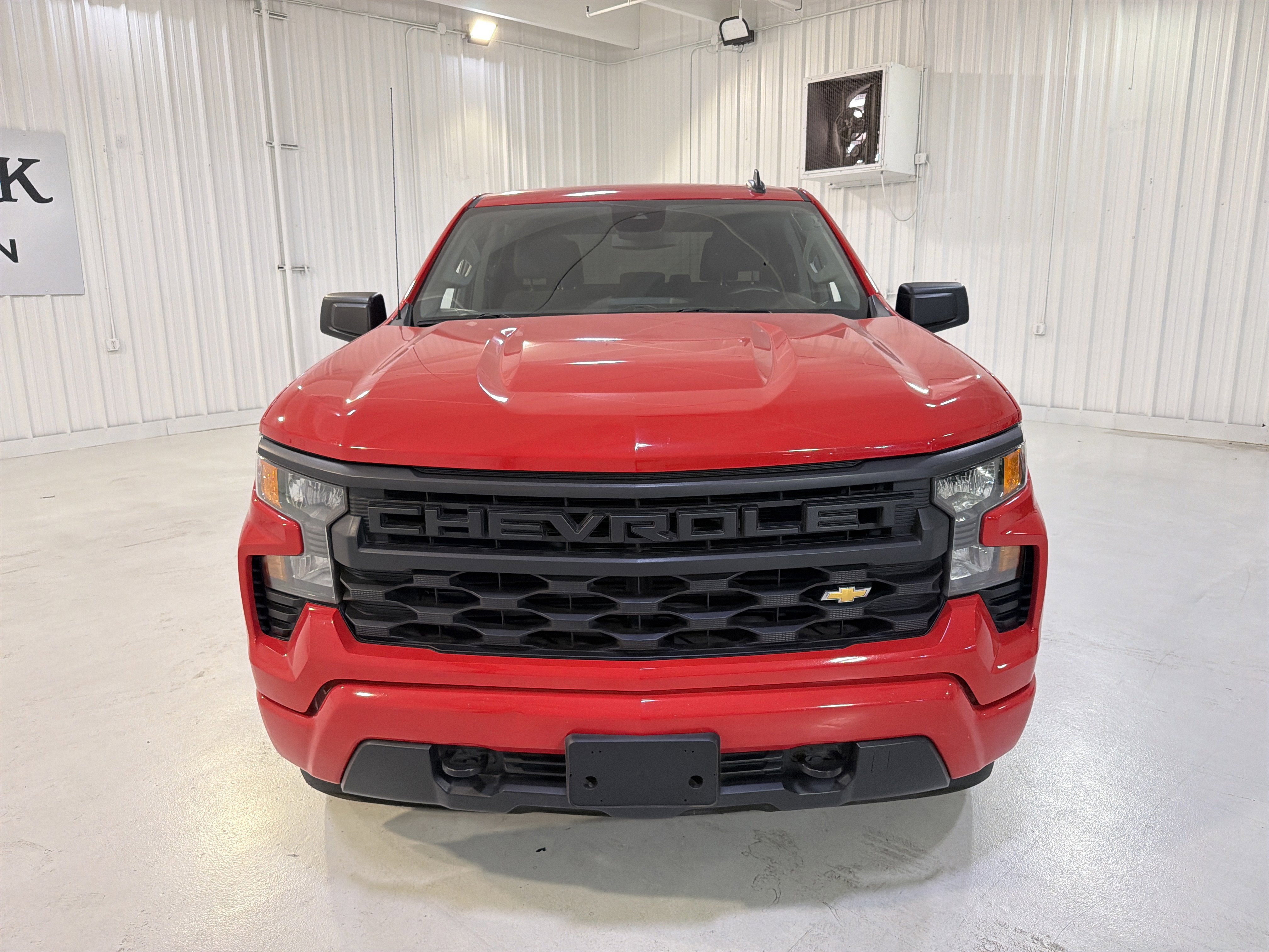 Used 2022 Chevrolet Silverado 1500 Custom image 8