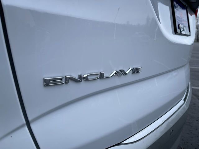 Used 2024 Buick Enclave Essence image 31