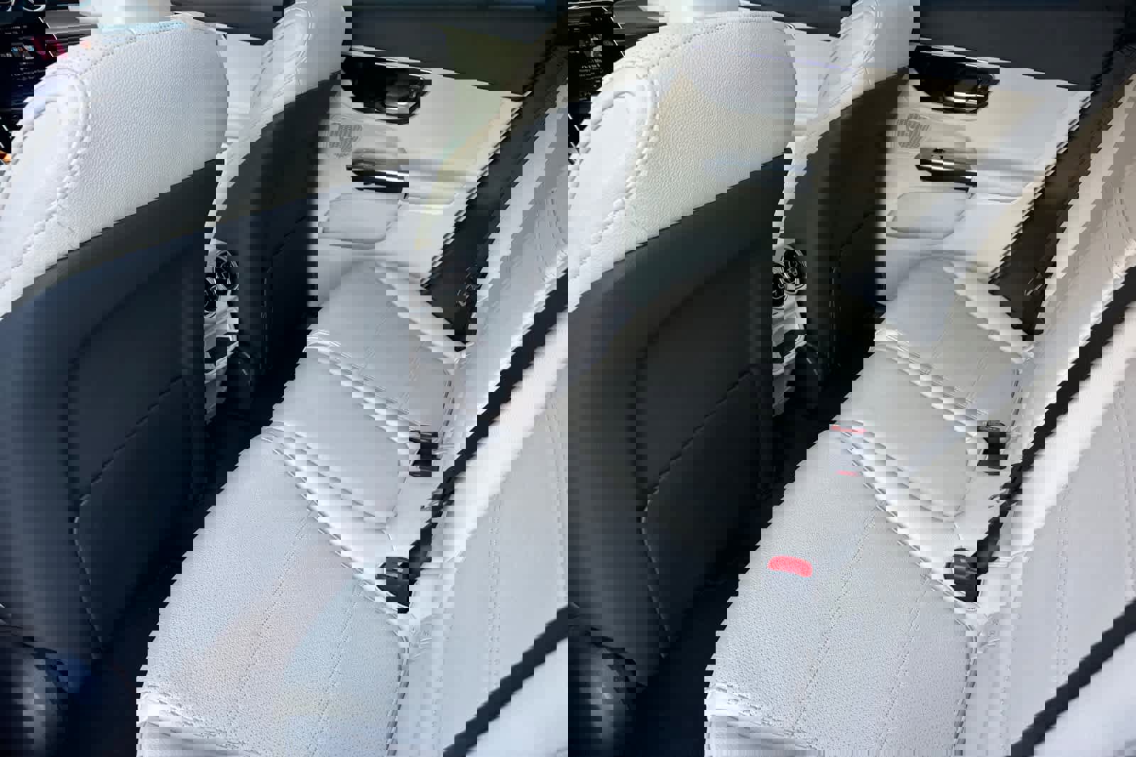 Used 2026 Mercedes-Benz GLC 300 GLC 300 image 11