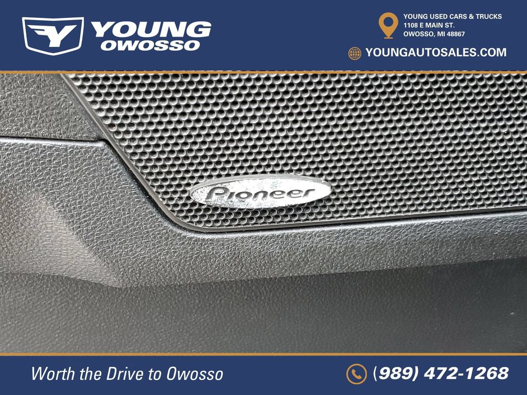 Used 2015 Chevrolet Equinox LT w/ Chrome Appearance Package FWD image 24