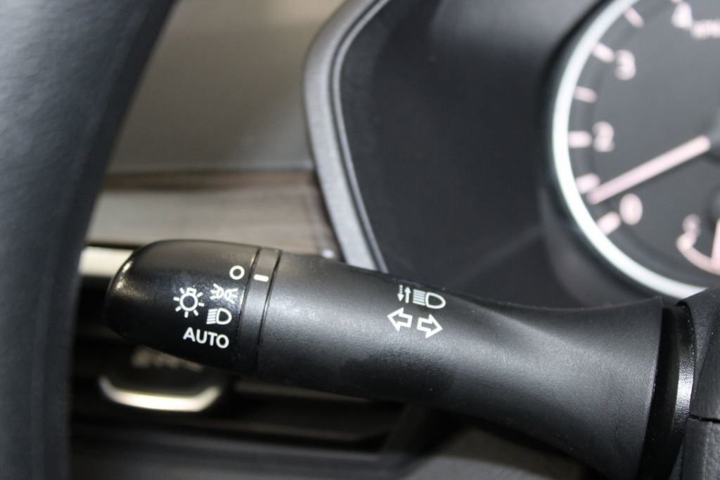 Used 2023 Nissan Altima 2.5 SV image 36