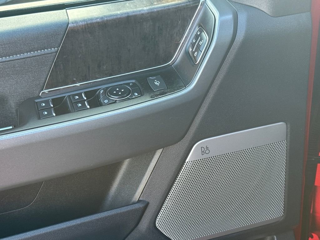 Used 2023 Ford F350 Lariat w/ Chrome Package image 39