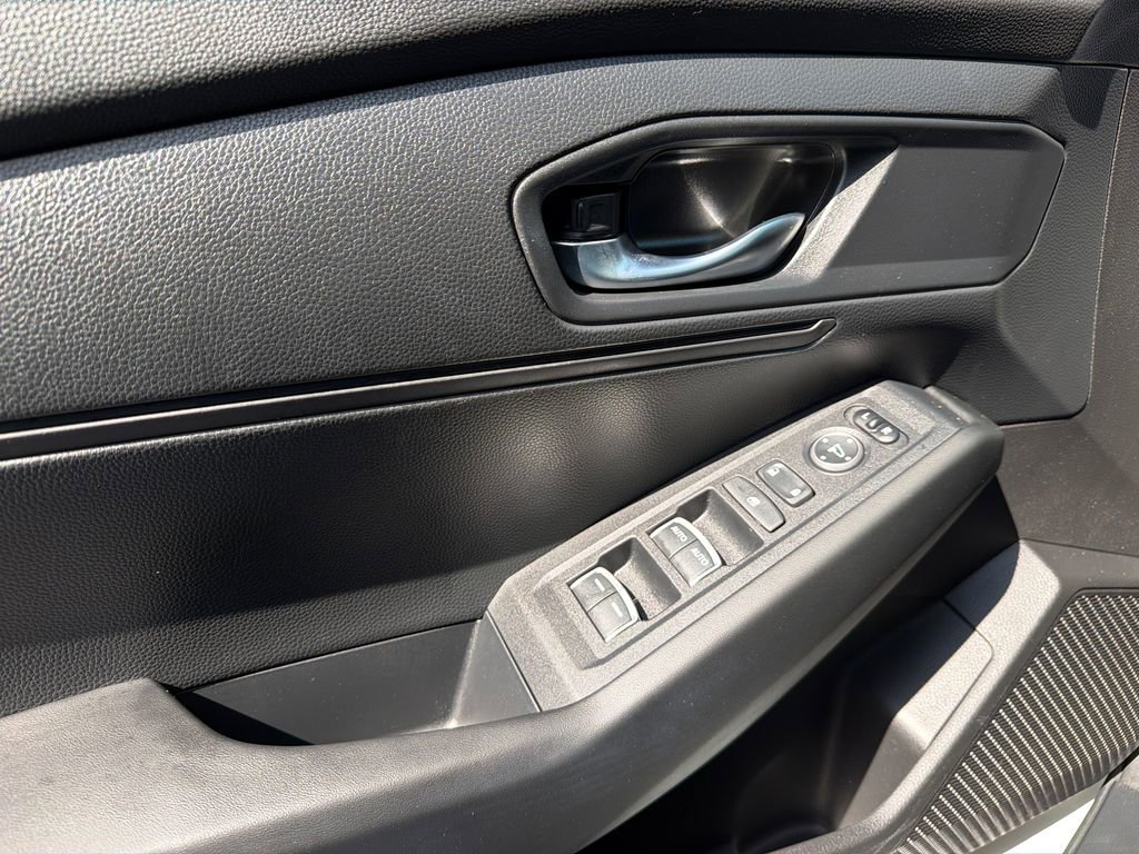 Used 2023 Honda Accord LX image 30