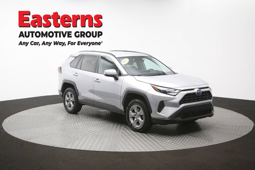 Used 2024 Toyota RAV4 XLE AWD/4WD image 47
