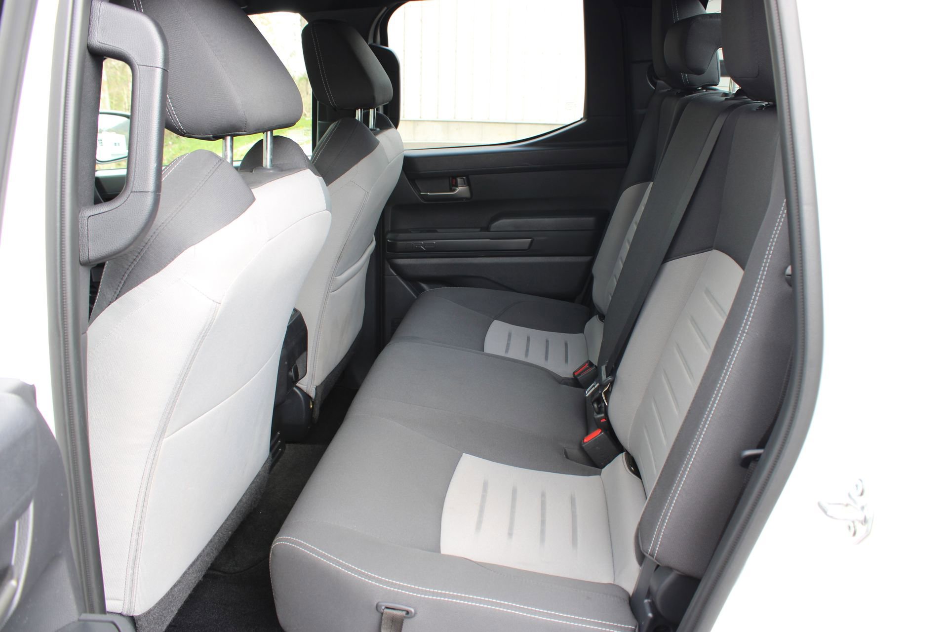 Used 2025 Toyota Tacoma TRD Sport image 18