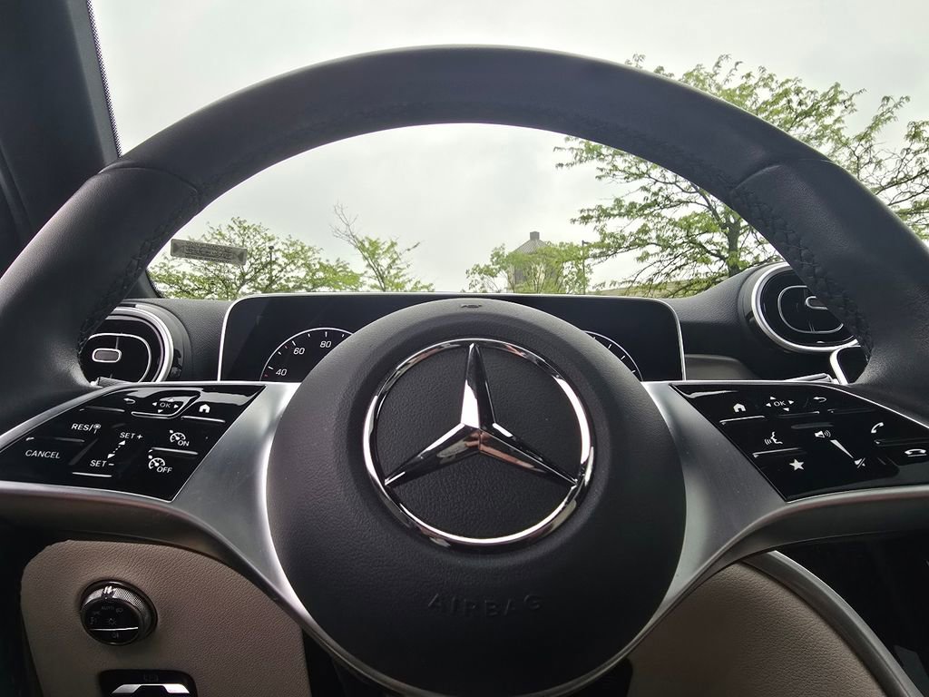 Certified 2025 Mercedes-Benz GLC 350e 4MATIC image 28