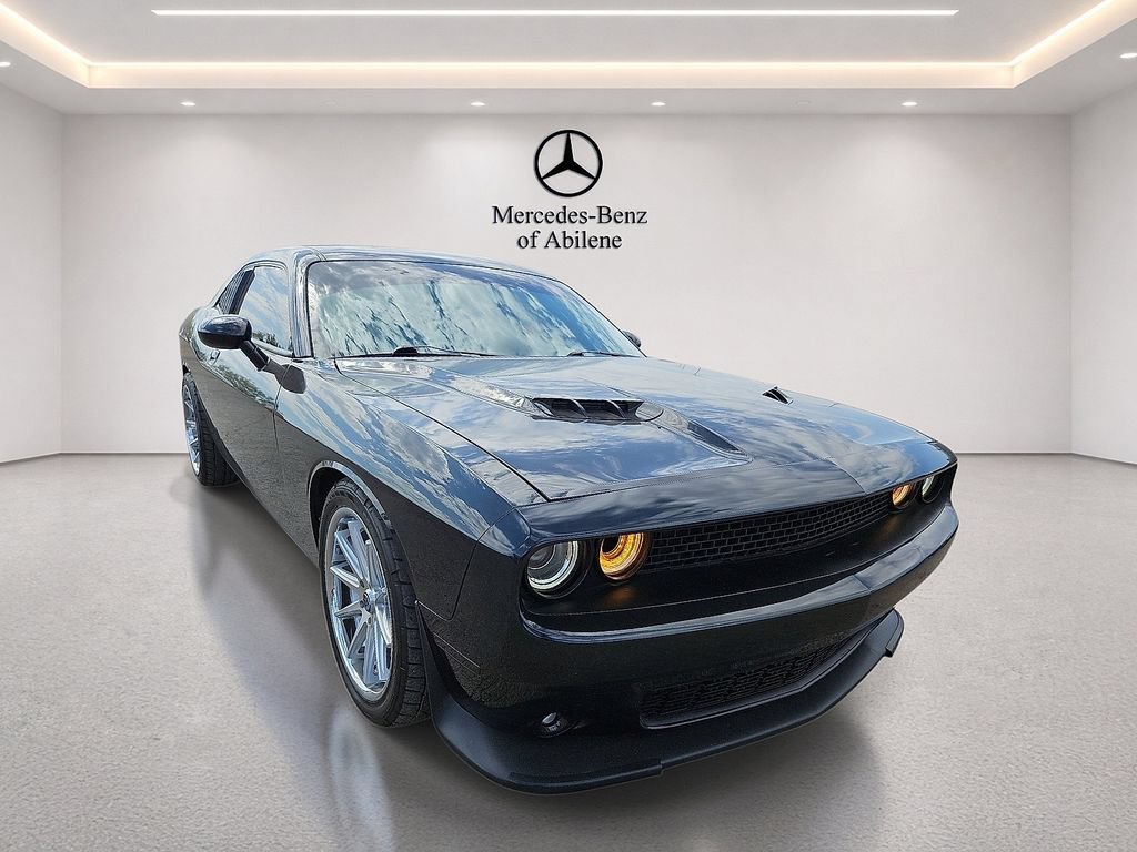 Used 2015 Dodge Challenger R/T w/ Quick Order Package 28B R/T RWD image 11