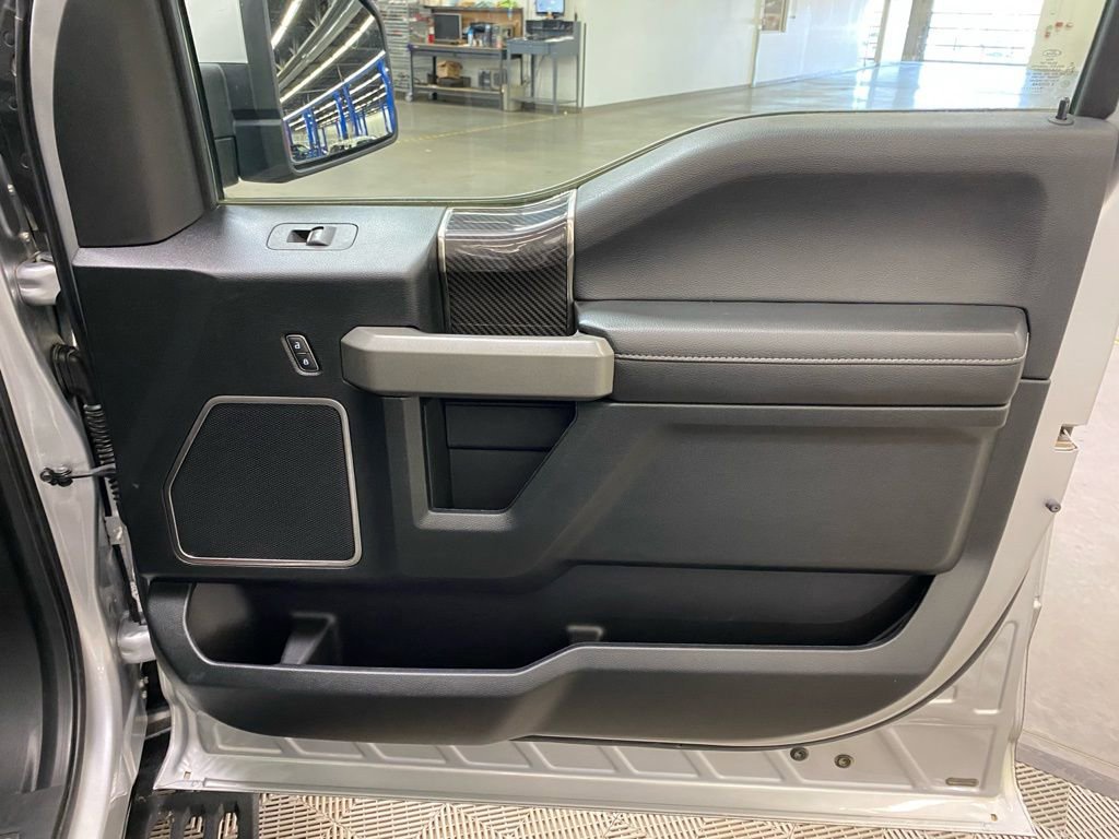 Used 2018 Ford F150 Raptor w/ Equipment Group 802A Luxury image 16