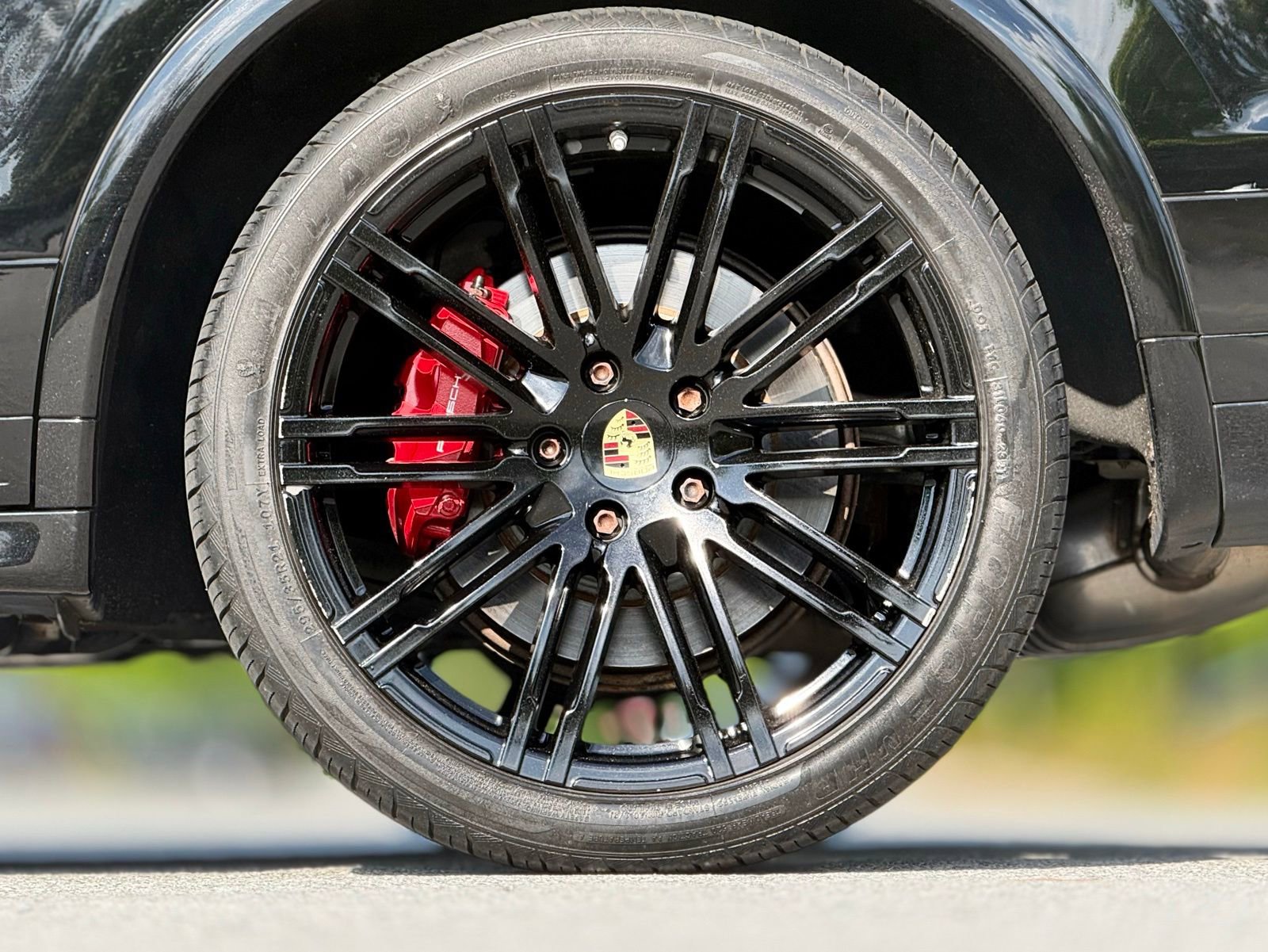 Used 2016 Porsche Cayenne GTS AWD/4WD image 19