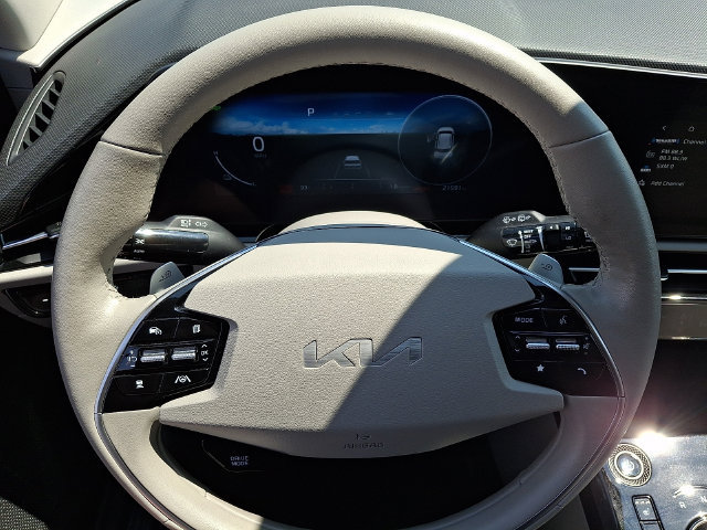 Used 2023 Kia Niro Wind w/ Wind Preserve Package FWD image 18