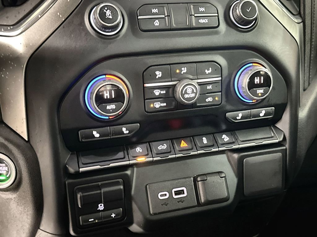 Used 2021 Chevrolet Silverado 1500 RST image 21