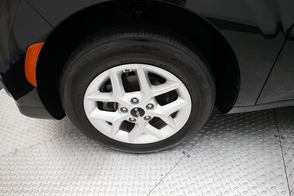 Used 2023 Kia Soul LX w/ LX Technology Package image 26