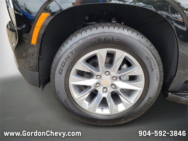 New 2025 Chevrolet Suburban Premier image 13