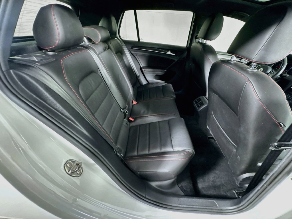 Used 2017 Volkswagen GTI Autobahn FWD image 34